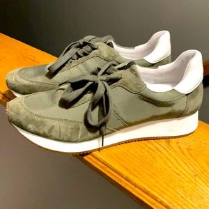 Banana Republic sneakers
